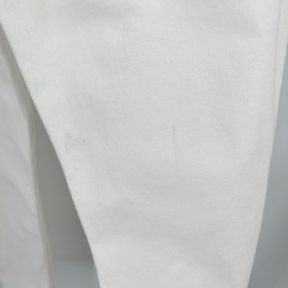 Everlane High Rise Straight Jeans in White - Picture 7 of 10